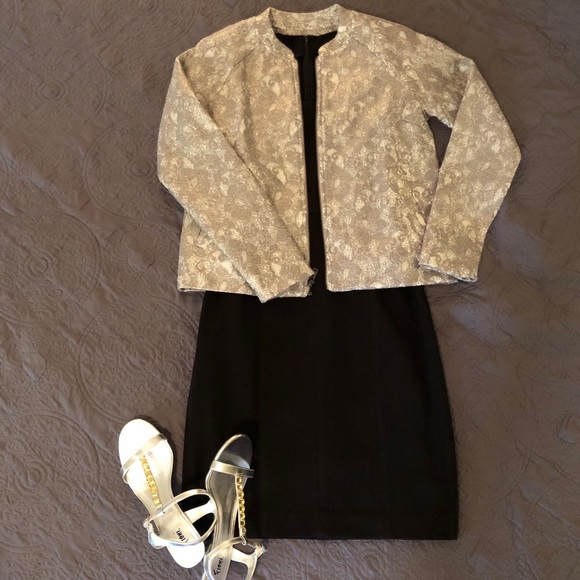 Banana Republic Little Black Dress; size 6 - Picture 8 of 8